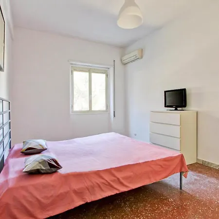 Cozy Angeloni * Roma